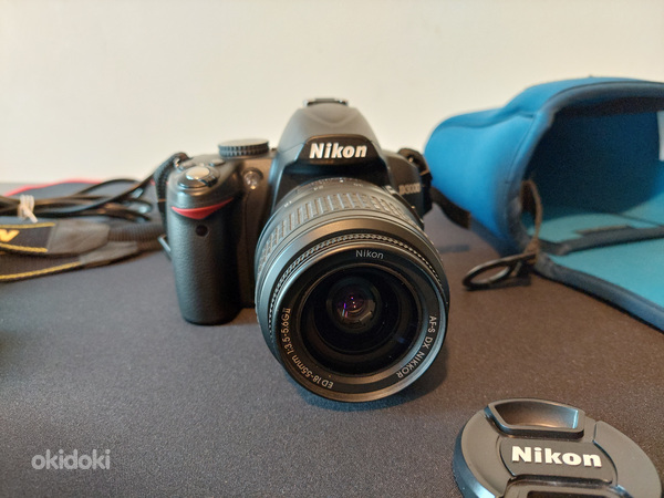 Nikon D3000 (фото #1)
