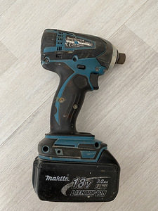 Makita dtd146 (1 foto / 1)