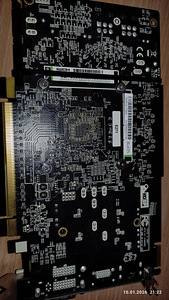 Видеокарта AMD R9 270X Sapphire (2 фото из 4)