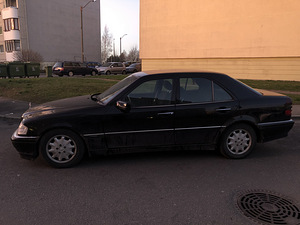 Mercedes w202 c200 kompressor (5 foto / 15)