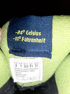 Talvesaapad SKECHERS s.33,5 (2 foto / 2)