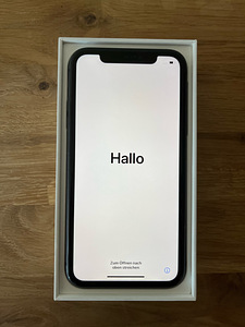 iPhone 11 64GB (4 foto / 4)