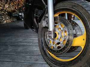 Yamaha FZR600 (6 foto / 6)