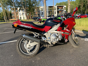 Kawasaki ZZR600 (2 foto / 4)