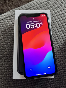 MÜÜA iPhone XR 64GB (1 foto / 2)