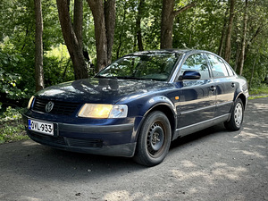 Volkswagen Passat 1.8 110kW (1 foto / 14)