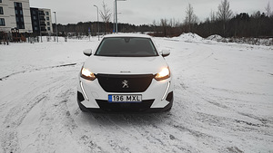 Peugeot 2008 1.5 81kV (3 foto / 10)