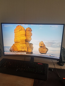 Müüa heas korras 240hz monitor (2 foto / 2)