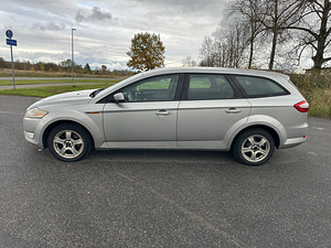 Ford mondeo 2.0 103kw (2 foto / 9)