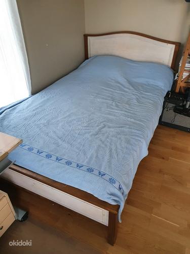 Деревянная кровать 135x200 с матрасом Dormeo (фото #1)