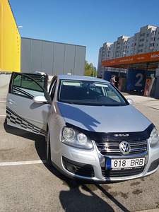 Фольксваген Гольф 5 (6 фото из 12)