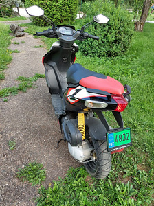 Roller Mopeed Aprilia SR 50R (4 foto / 7)