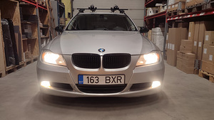 Передние фары BMW E90 E91 до рестайлинга (1 фото из 9)