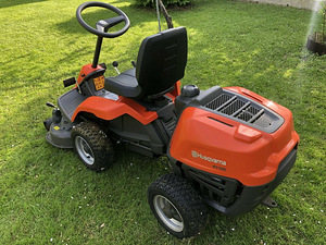 Husqvarna r112c raider murutraktor (3 foto / 6)