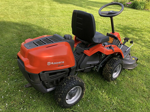 Husqvarna r112c raider murutraktor (4 foto / 6)