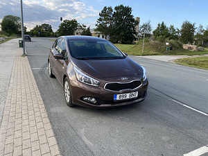Kia Ceed 2015 nagu uus (2 foto / 10)