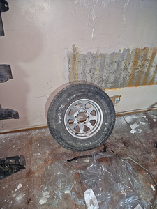 Mitsubishi Montero osad (5 foto / 10)