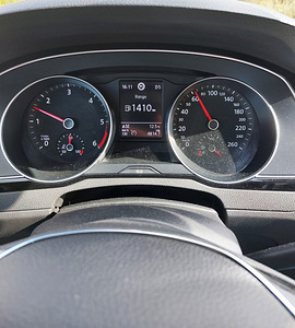 Volkswagen Passat Comfortline 2.0 TDI 110 kW (12 foto / 15)