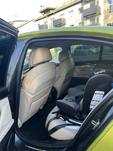 BMW F10 530d (6 foto / 8)