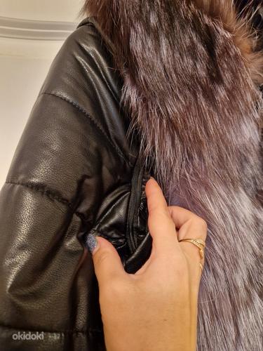 Женская куртка-жилетка с натуральным мехом (чернобурка) (фото #3)