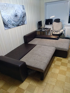 Угловой диван (2 фото из 10)