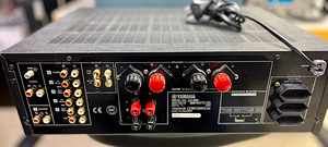 Стереоусилитель yamaha AX-596 (3 фото из 4)