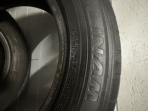 Suverehvid 215/60/R16c (4 foto / 5)