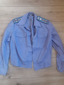Miilitsa vorm ja kõik mis piltidel ning lisaks ka. (4 foto / 10)