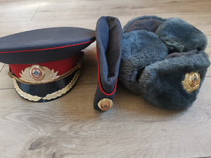 Miilitsa vorm ja kõik mis piltidel ning lisaks ka. (7 foto / 10)