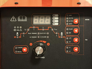 TIG Keevitusinverter JAVAC ASTOR 200-SQW AC/DC (UUS) (4 foto / 9)