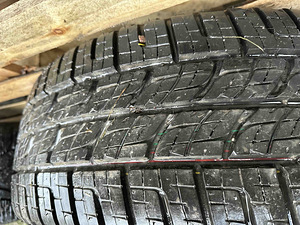 Land Rover / Range Rover varuratas rehviga (2 foto / 2)