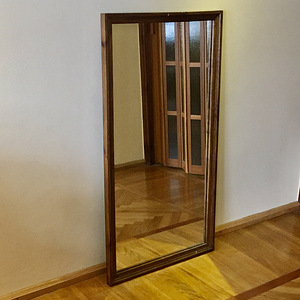 Продам зеркала разных размеров (2 фото из 2)