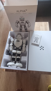 UBtech ALPHA 1E the humanoid intelligent Robot (40cm) (9 foto / 9)