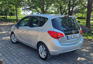 Opel Meriva 2016 автомат (4 фото из 15)