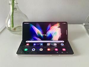 Samsung Galaxy Z Fold 3 5G 256GB (5 фото из 5)