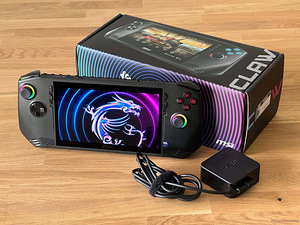 MSI Claw A1M, 7" FHD Core Ultra 7/16 GB/1 TB (2 foto / 5)