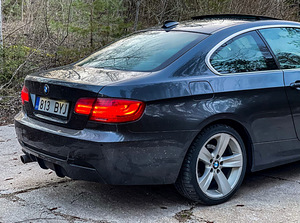BMW 320D LCI XDrive (2 foto / 5)