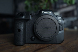 Canon EOS R6 с гарантией