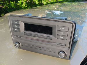 Skoda Octavia III makk raadio (1 foto / 3)