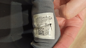 Nike (2 foto / 2)