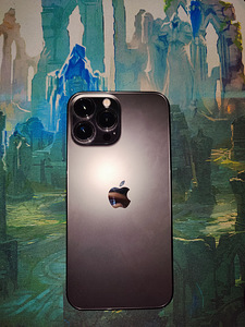 iPhone 13 Pro Макс 256 ГБ (8 фото из 9)