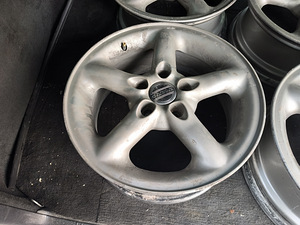 VOLVO PERSUS 5x108 диски 6,5x16 et 43 (3 фото из 6)