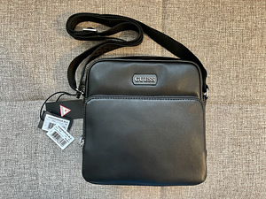 Сумка Guess (новая) (1 фото из 2)