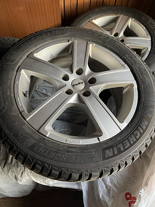 225/55R17 101T Michelin X-Ice North 4 (1 foto / 4)