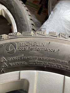 225/55R17 101T Michelin X-Ice North 4 (2 foto / 4)