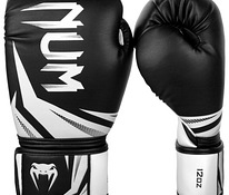 Боксерские перчатки Venum 12 унций + бинты Venum 4 м