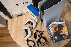Playstation 5 Complete (CFI-1016A) (5 foto / 8)