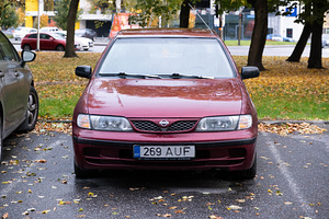 Nissan Almera 1999 (11 foto / 12)