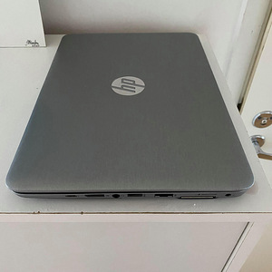 HP sülearvuti (HP 725 Renew G3) (4 foto / 4)