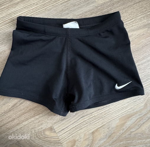 Nike ujumispüksid